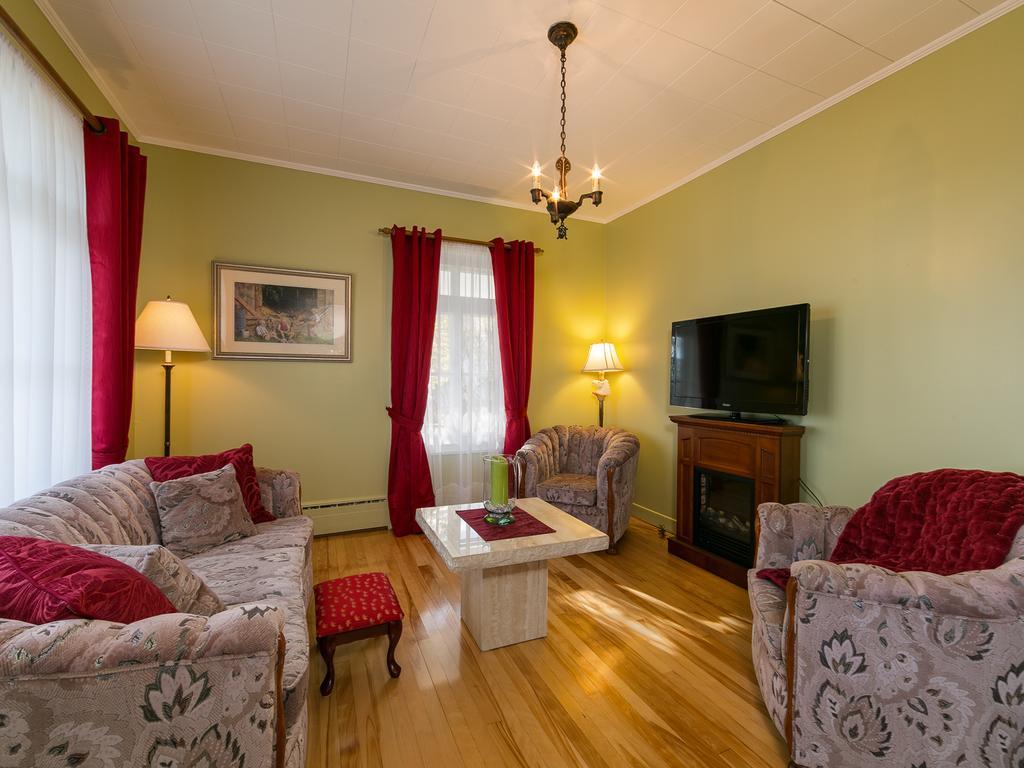Auberge Gite Maison Des Lilas 라말베 객실 사진